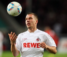 开云体育中心-青春风暴席卷绿茵，阿贾克斯传射建功，多特蒙德新星闪耀全场，以便我为您生成标题。